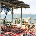 Éteka Slow Beach Hotel