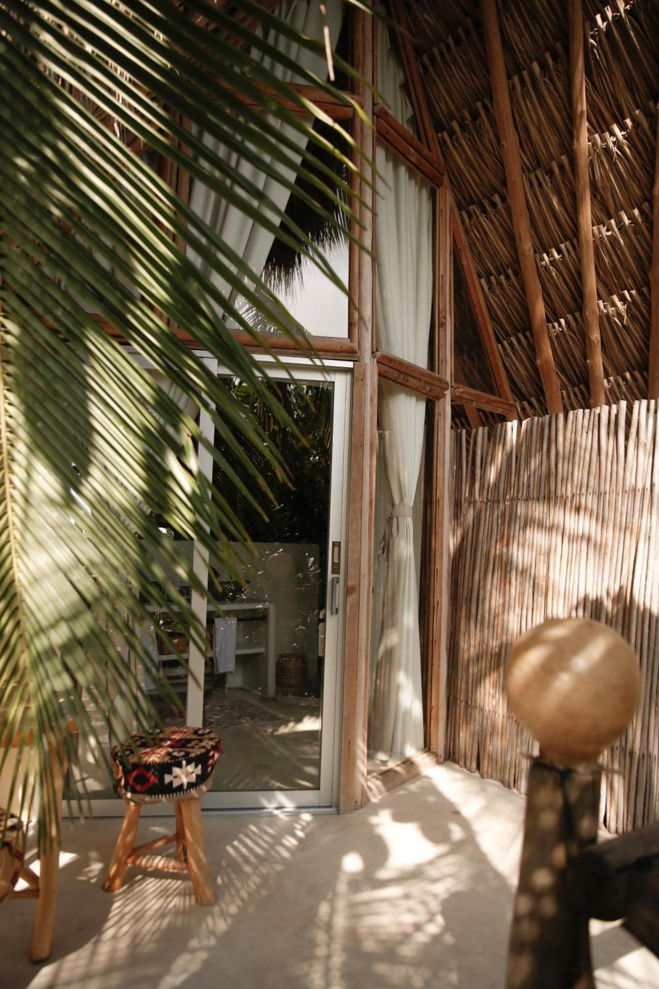 Eteka Slow Adults Only