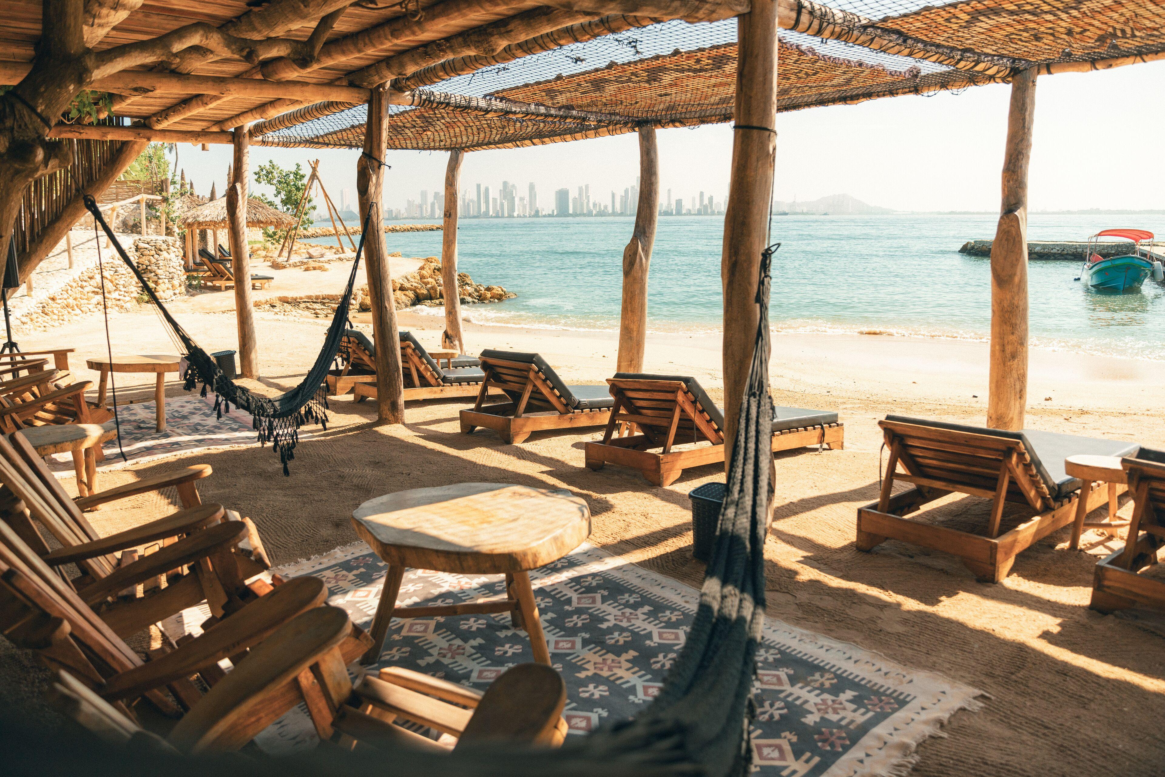 Eteka Slow Adults Only